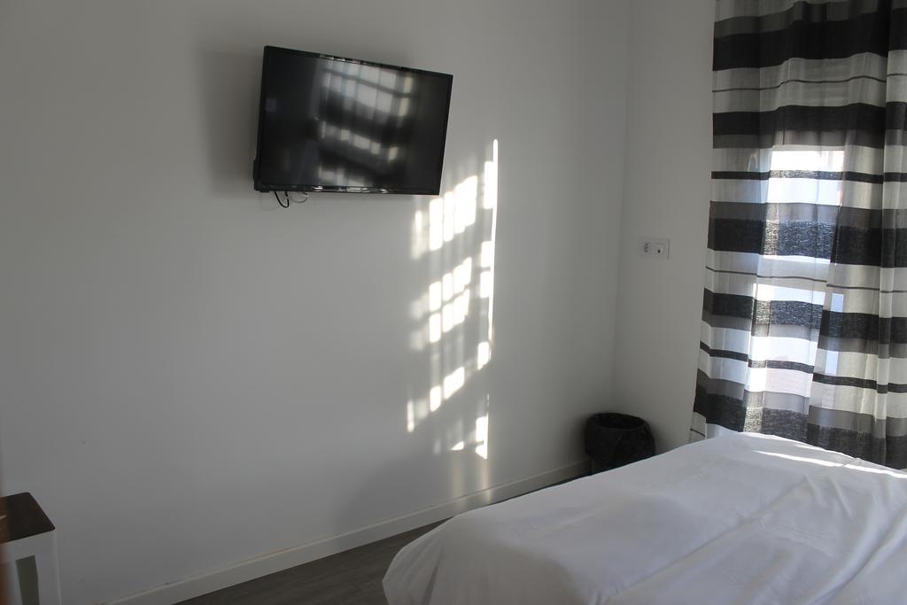 Golden 21 Hotel Мадрид Екстериор снимка