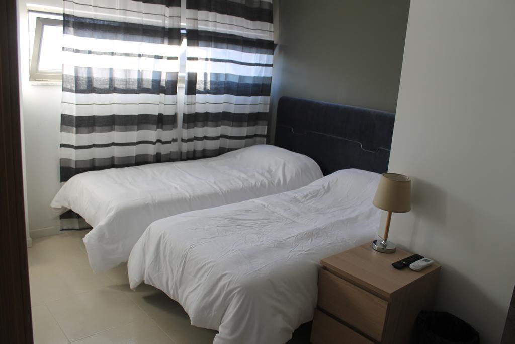 Golden 21 Hotel Мадрид Екстериор снимка