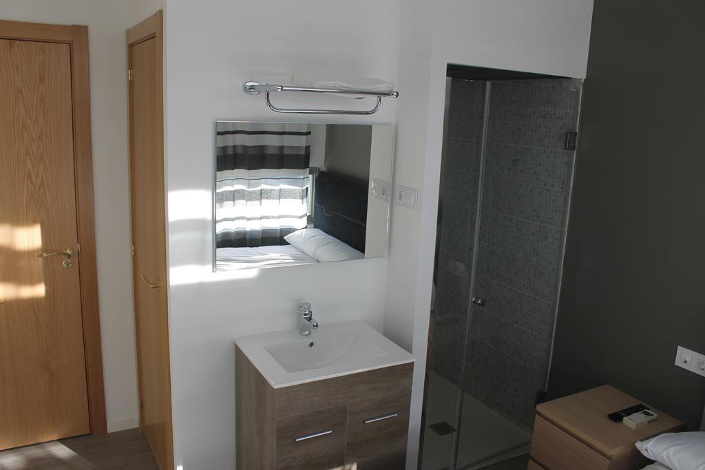 Golden 21 Hotel Мадрид Екстериор снимка