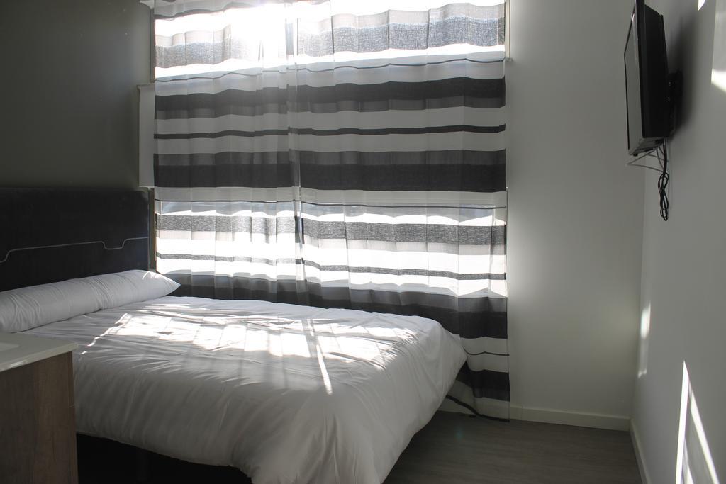 Golden 21 Hotel Мадрид Екстериор снимка